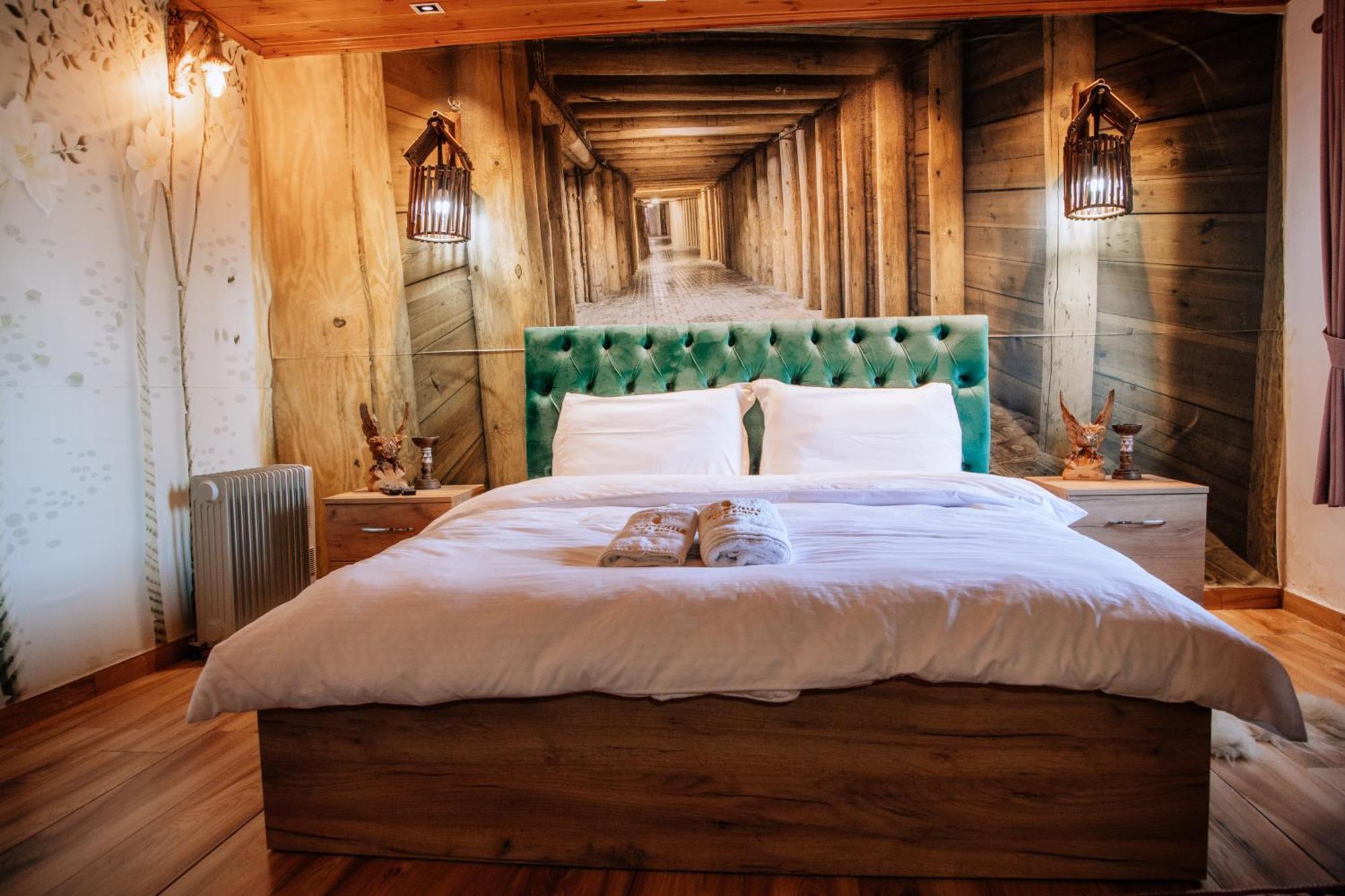 Keshtjella Xhabeqos Otel Ljaknasi Dış mekan fotoğraf