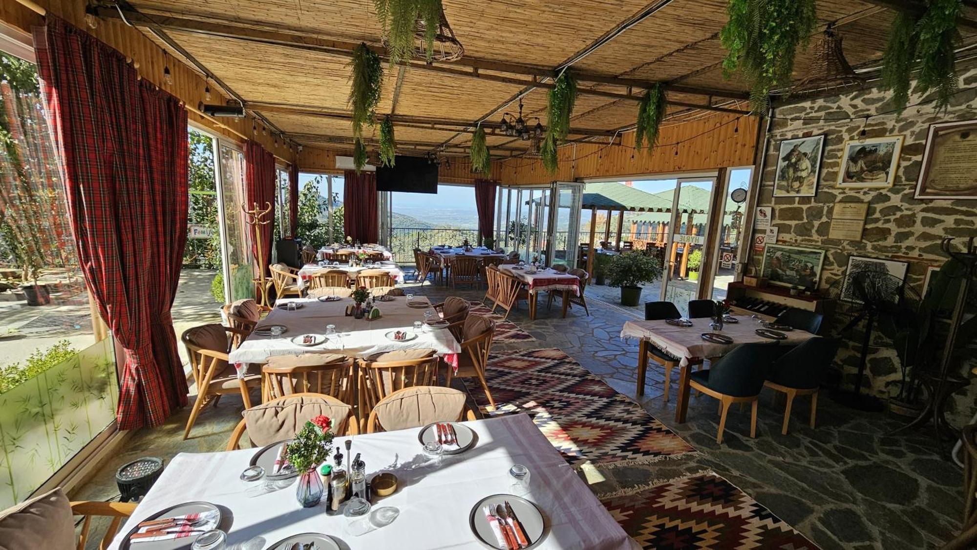 Keshtjella Xhabeqos Otel Ljaknasi Dış mekan fotoğraf