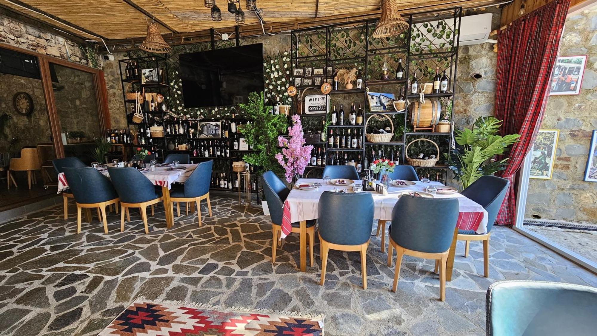 Keshtjella Xhabeqos Otel Ljaknasi Dış mekan fotoğraf