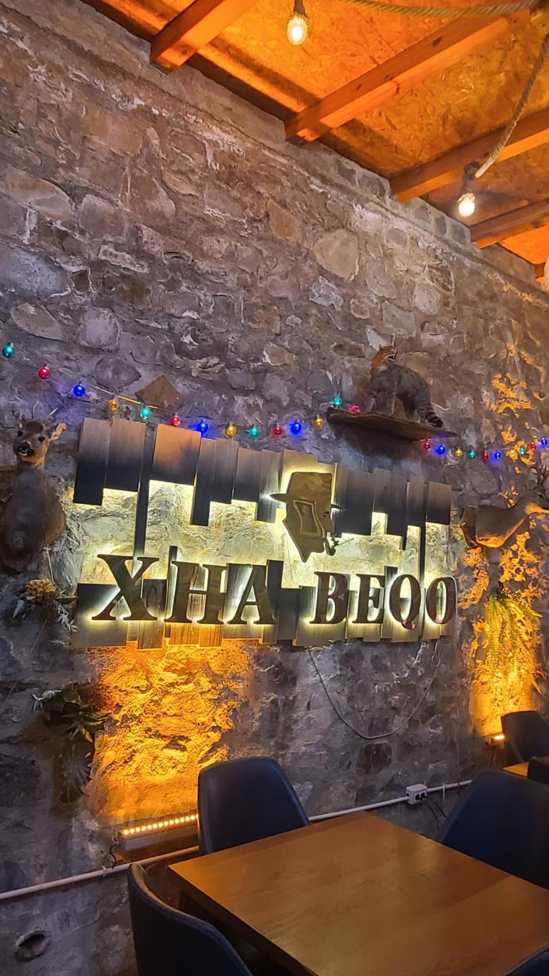 Keshtjella Xhabeqos Otel Ljaknasi Dış mekan fotoğraf