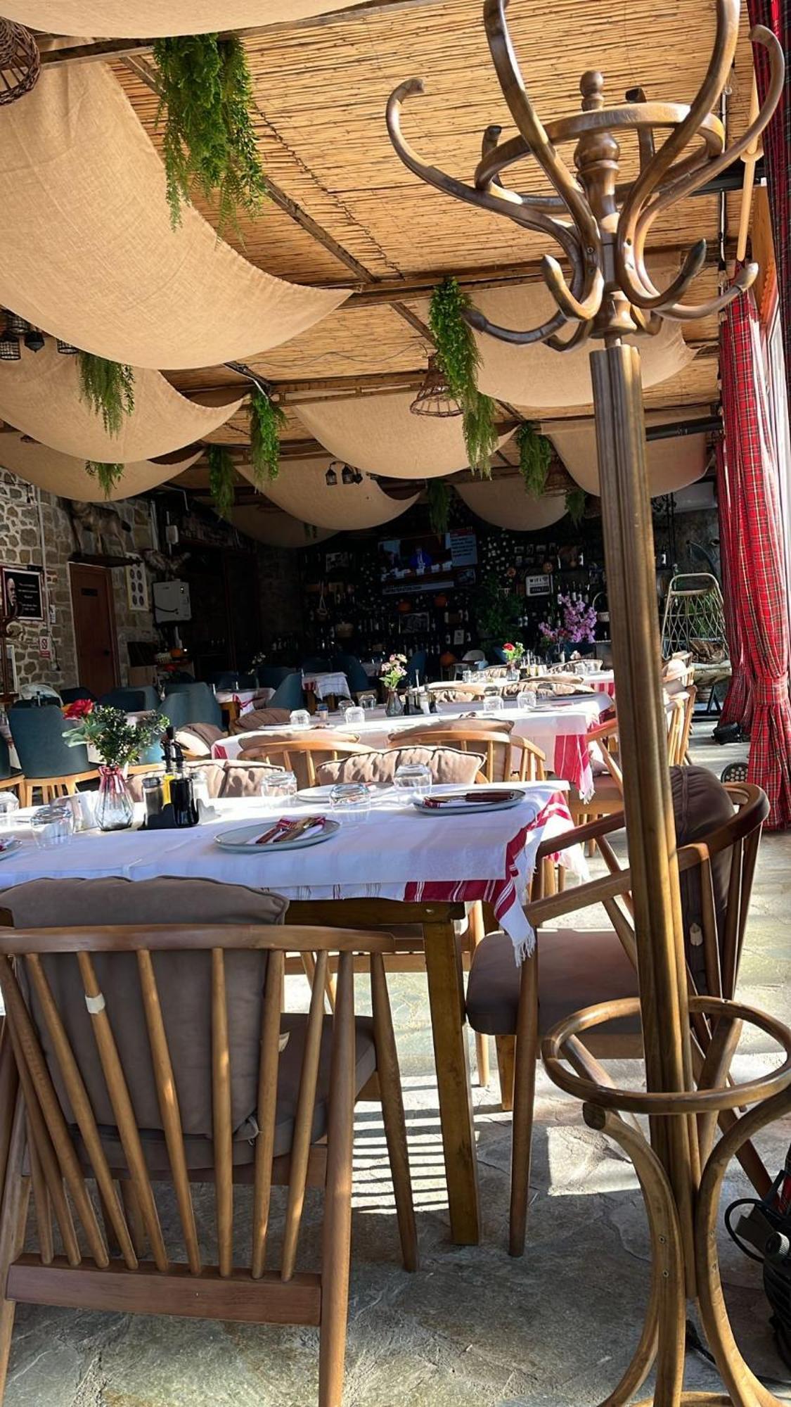 Keshtjella Xhabeqos Otel Ljaknasi Dış mekan fotoğraf